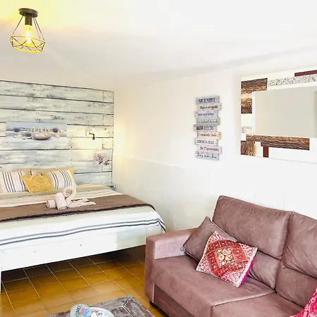 Casita Risa * Viñuela